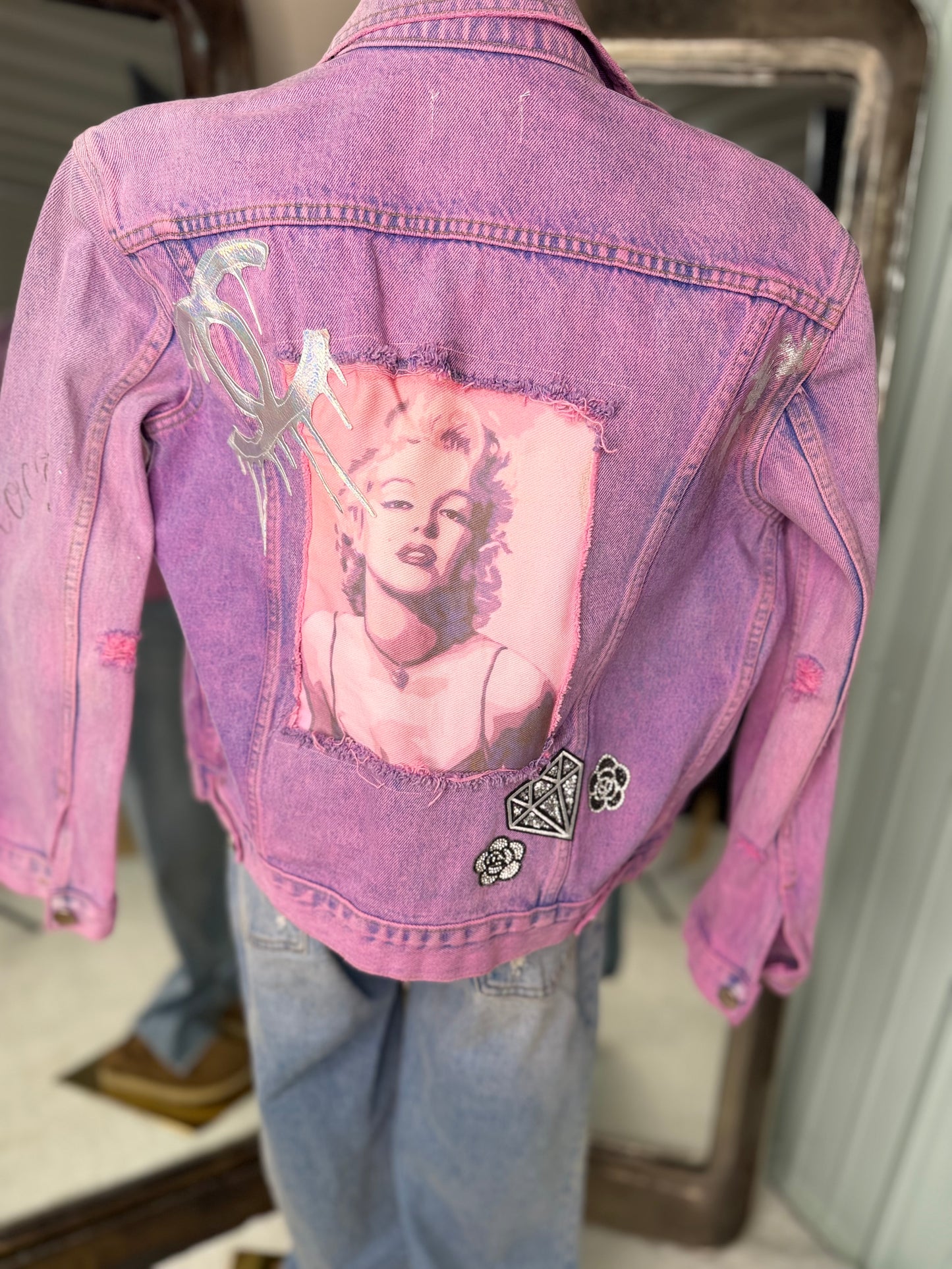 Marilyn Distressed Jacket in Pink