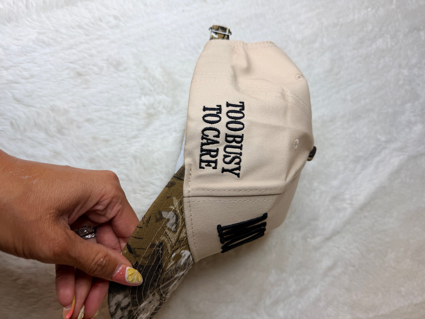 Mommin’ Embroidered Trucker Hat